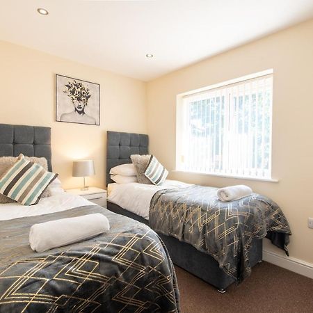 Apartment 11 Worksop Bagian luar foto