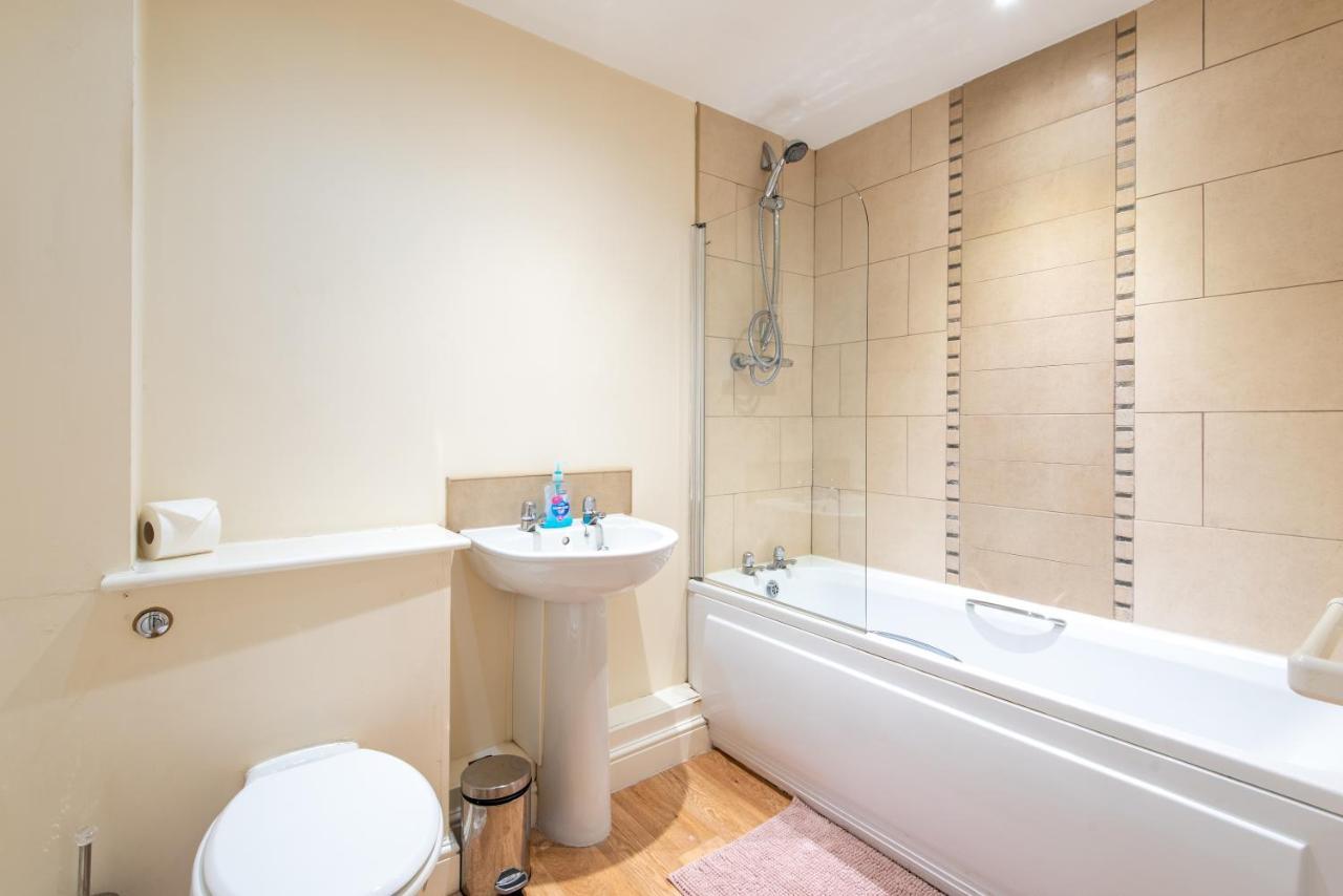 Apartment 11 Worksop Bagian luar foto