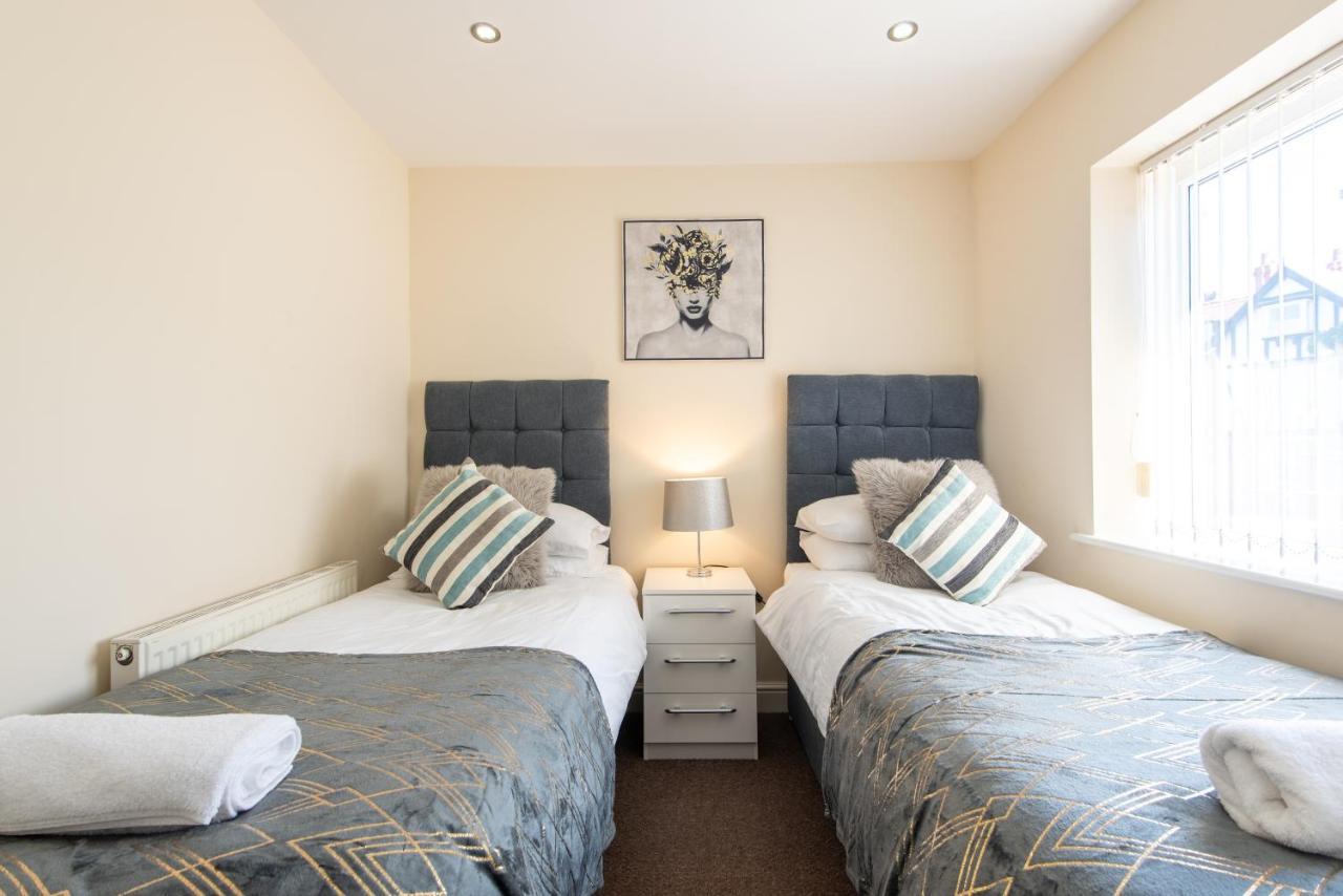 Apartment 11 Worksop Bagian luar foto
