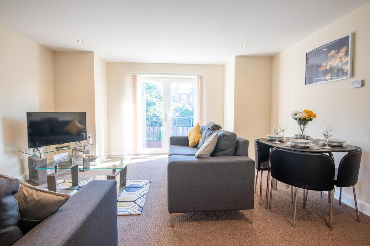 Apartment 11 Worksop Bagian luar foto