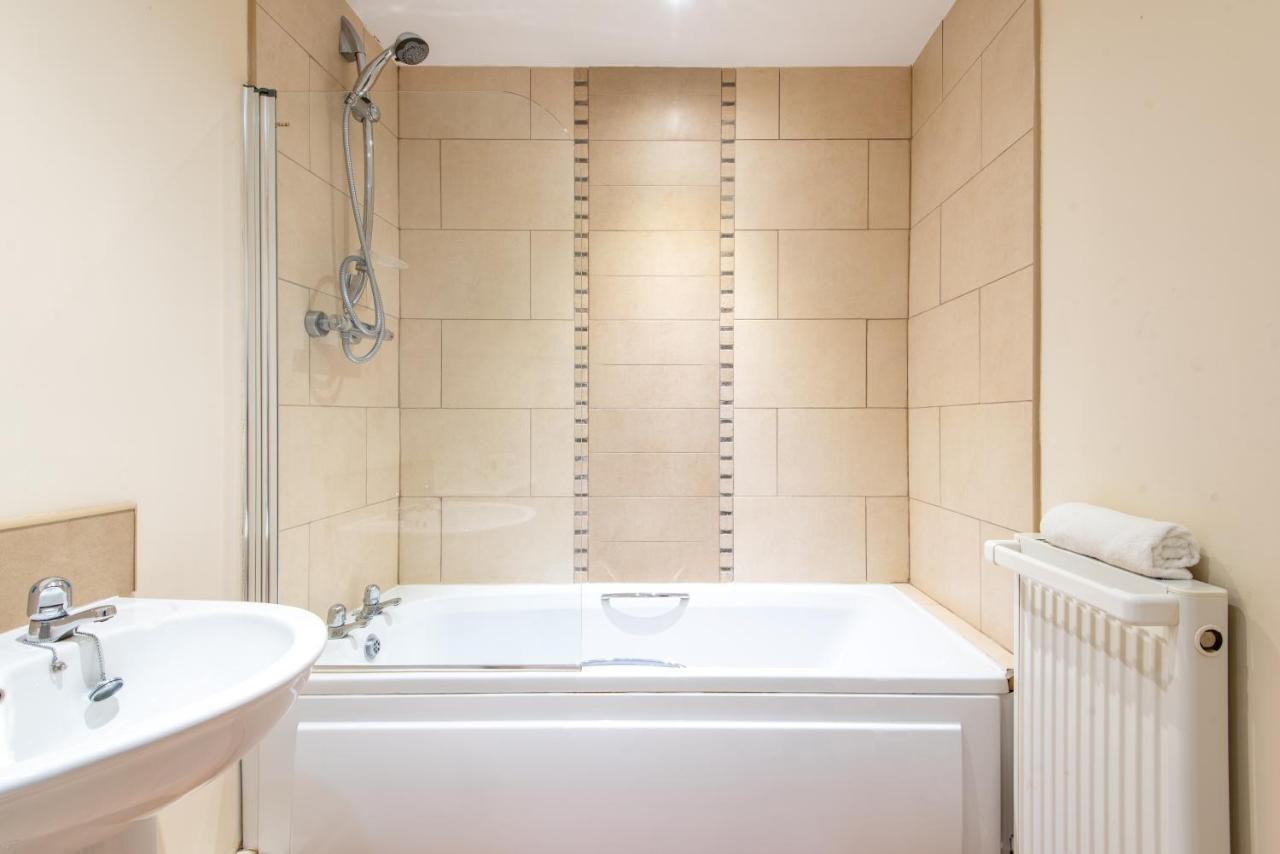 Apartment 11 Worksop Bagian luar foto